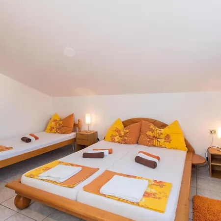 Ferienwohnung Fuer 4 Personen Ca 54 Qm In Stankovic Bei Orebic, Dalmatien Sueddalmatien Daire *