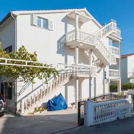 Ferienwohnung Fuer 4 Personen Ca 54 Qm In Stankovic Bei Orebic, Dalmatien Sueddalmatien Daire *